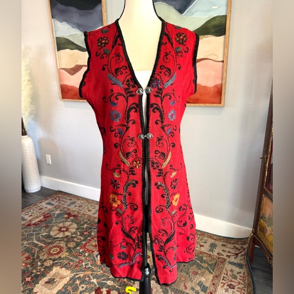 Sweaters - Red Floral Embroidered Long Vest
